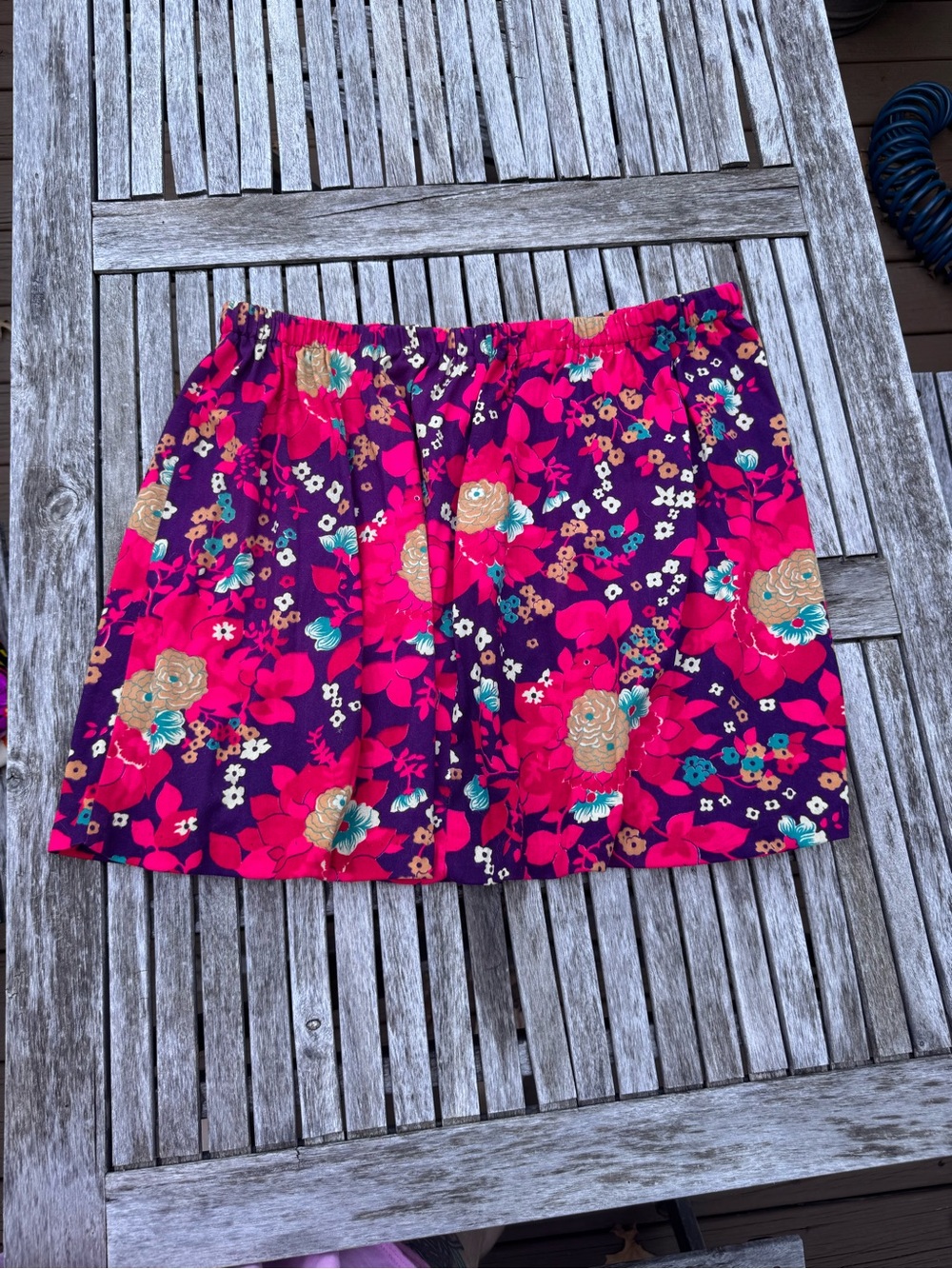 Vintage Women’s 32” Waist Size Purple Floral Multicolor Elastic Band Skirt